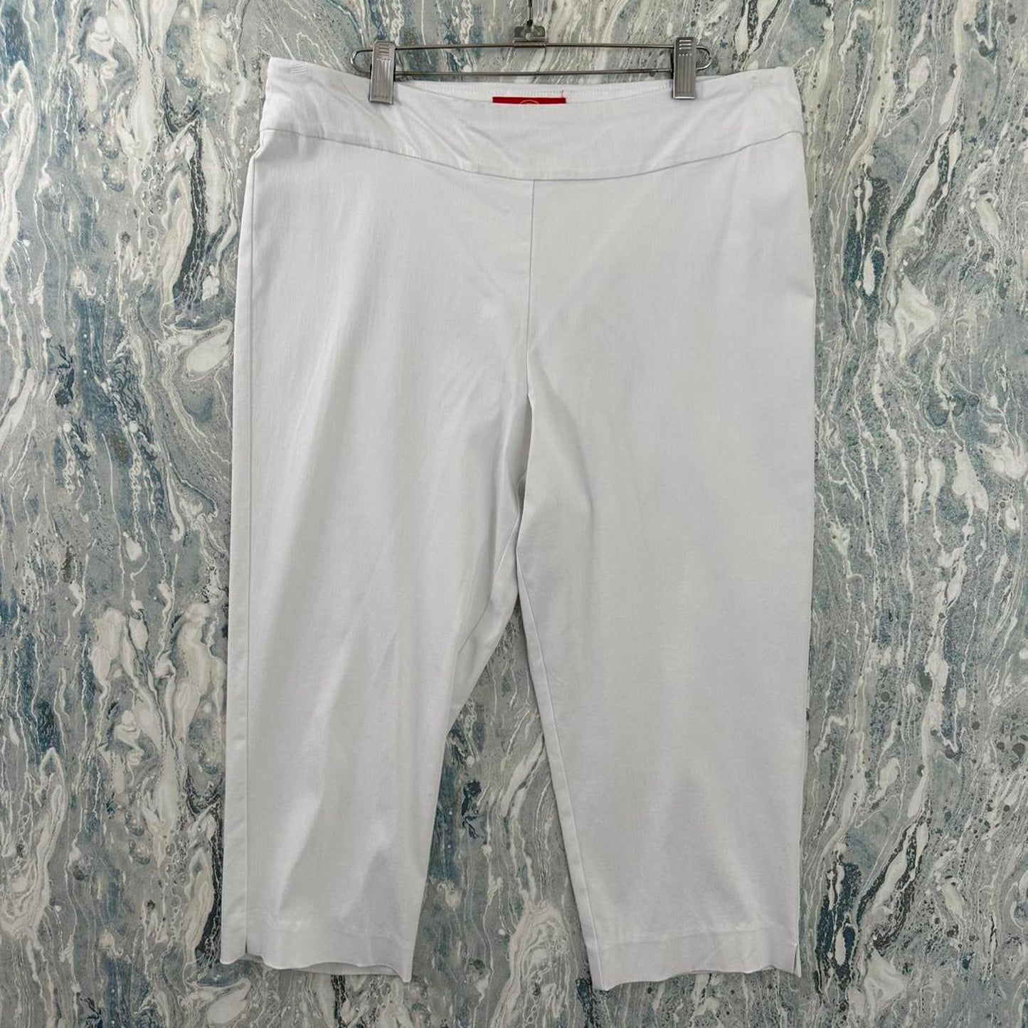 Classic White Straight-Leg Trousers (16)