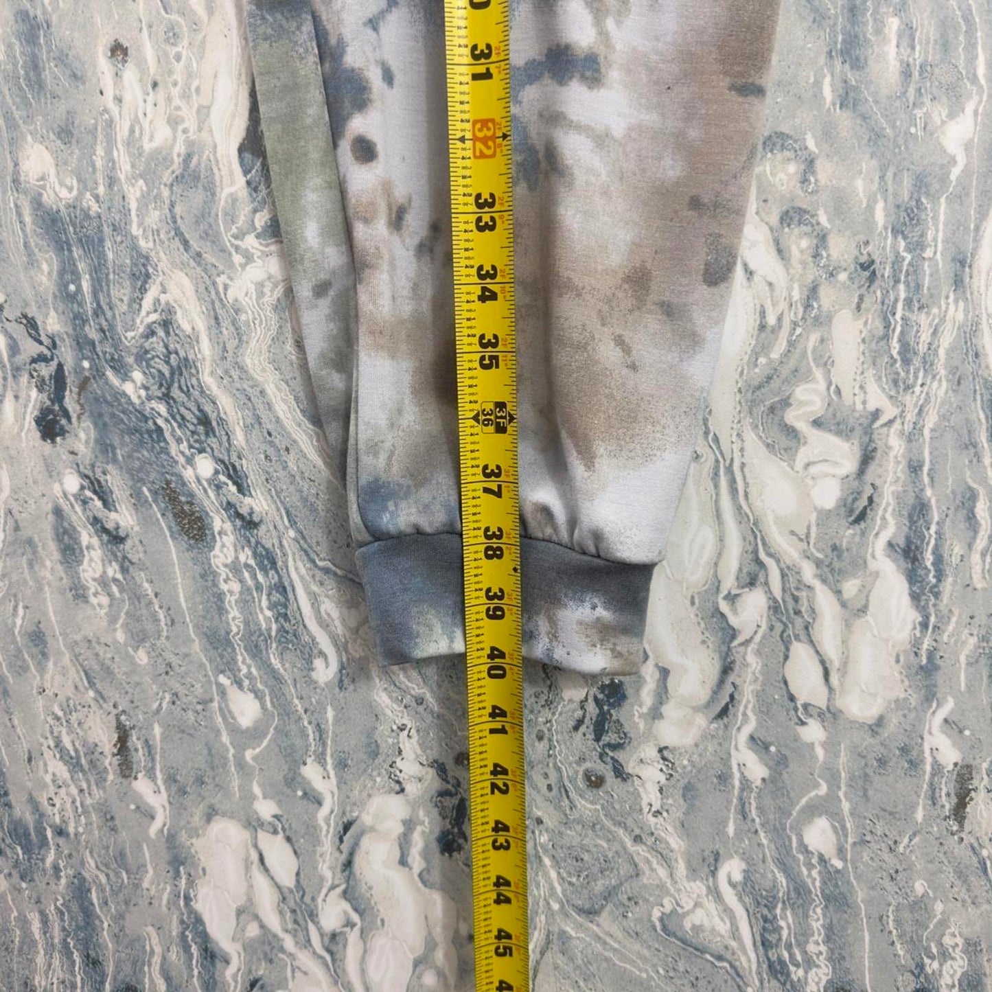 DéVía Tie-Dye Pattern Jogger Sweatpants (M)