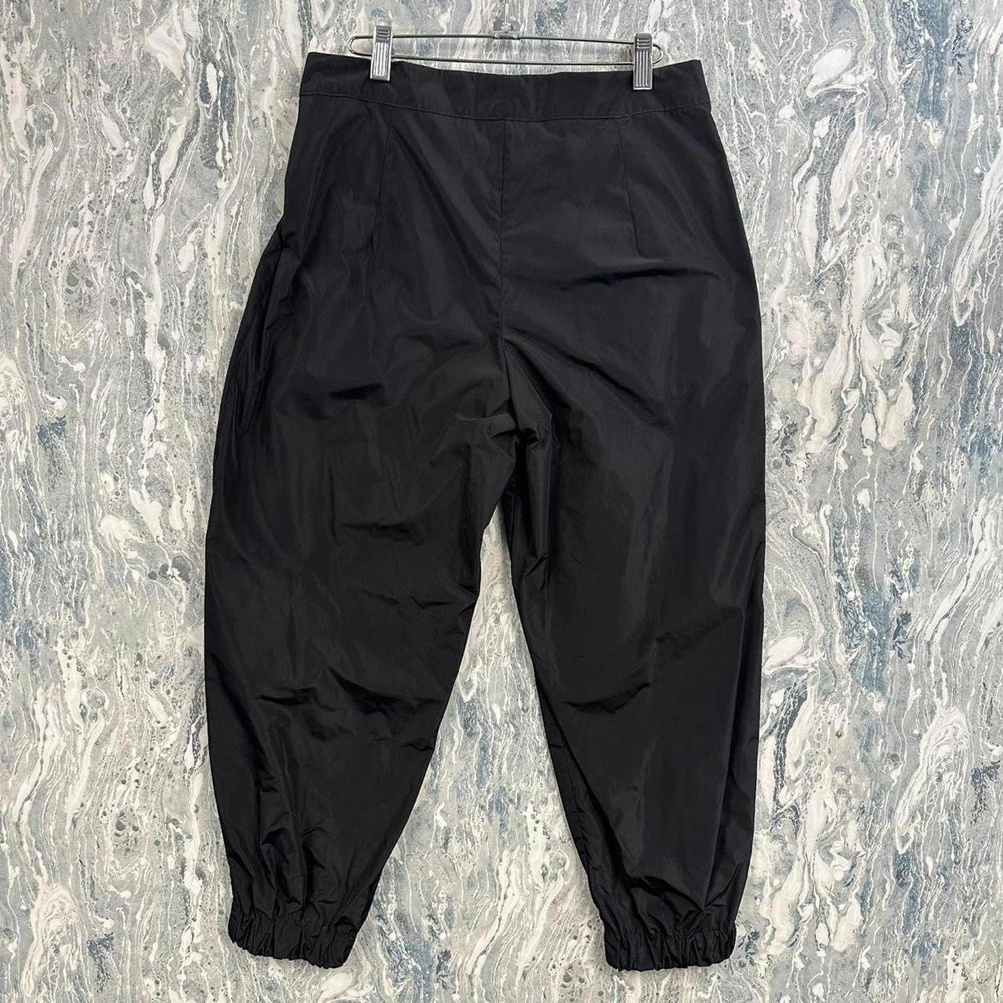 Streetwear black parachute pants (2)
