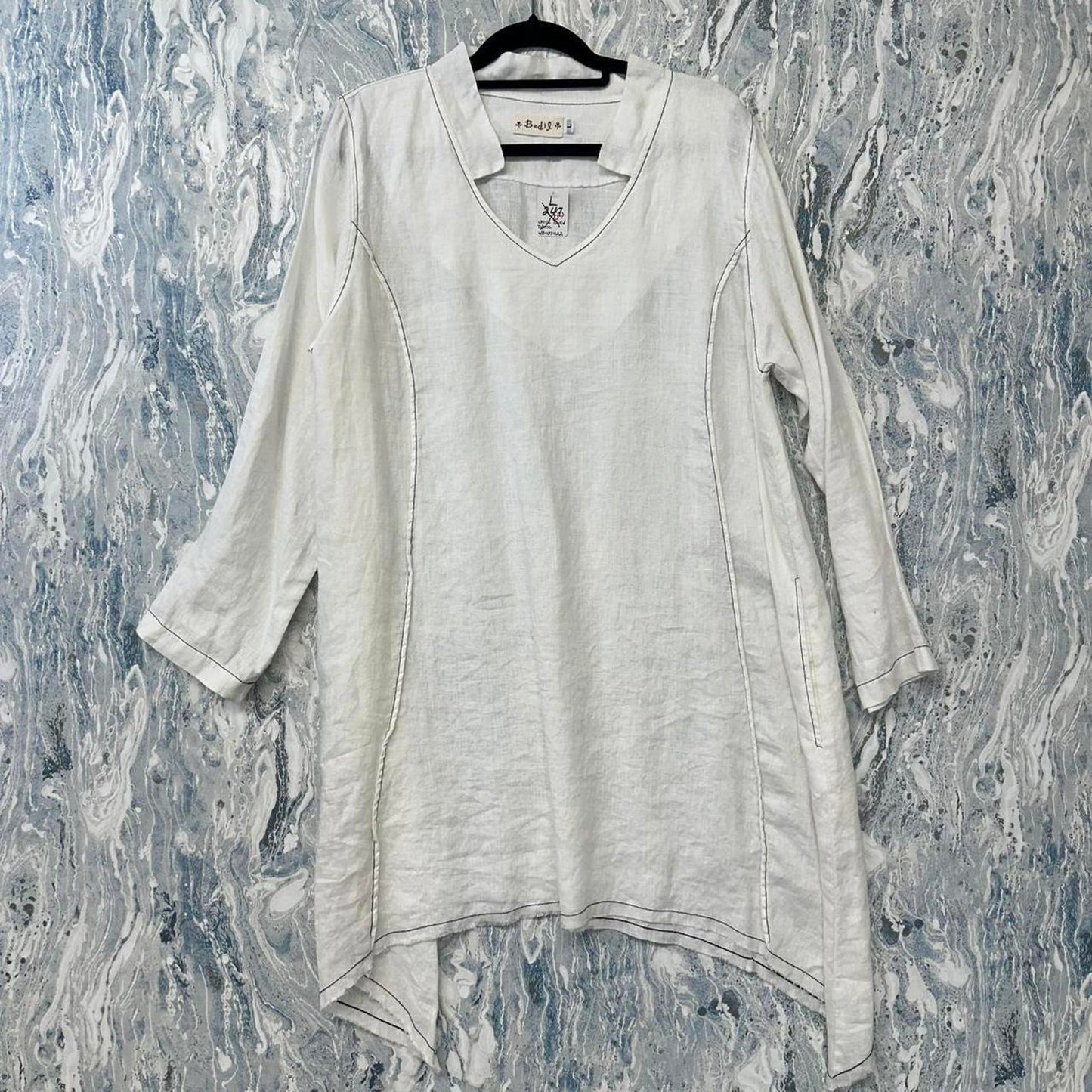 Bodil Minimalist White Linen Tunic (L)