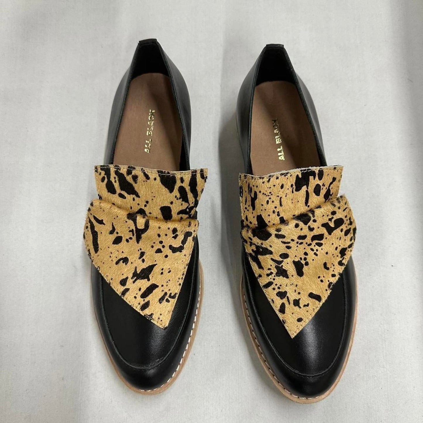 Flatbow Cowman Black & Tan Loafers (37)