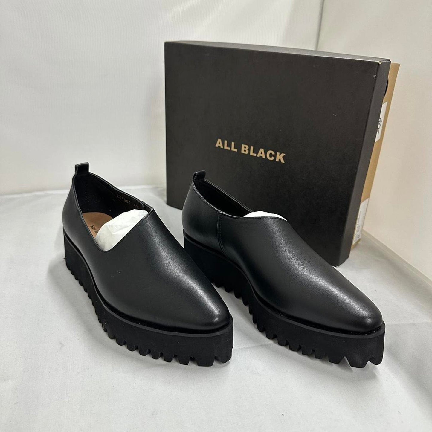 Sleek Black Platform Asymmetrical Leather Loafers (10.5)