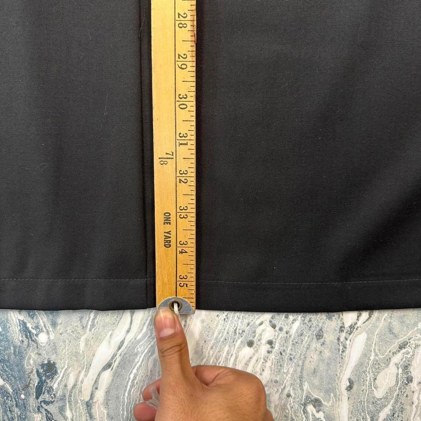 Black Midi Skirt (L)