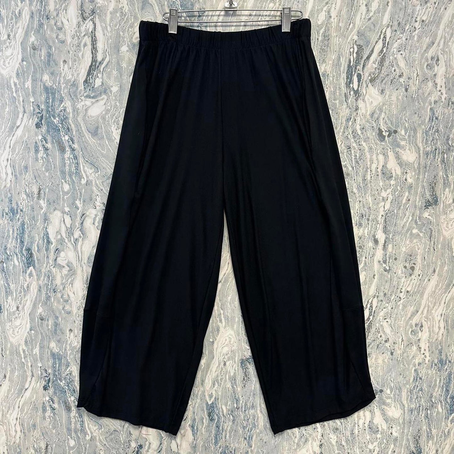 Minimalism black wide leg lounge pants (M)