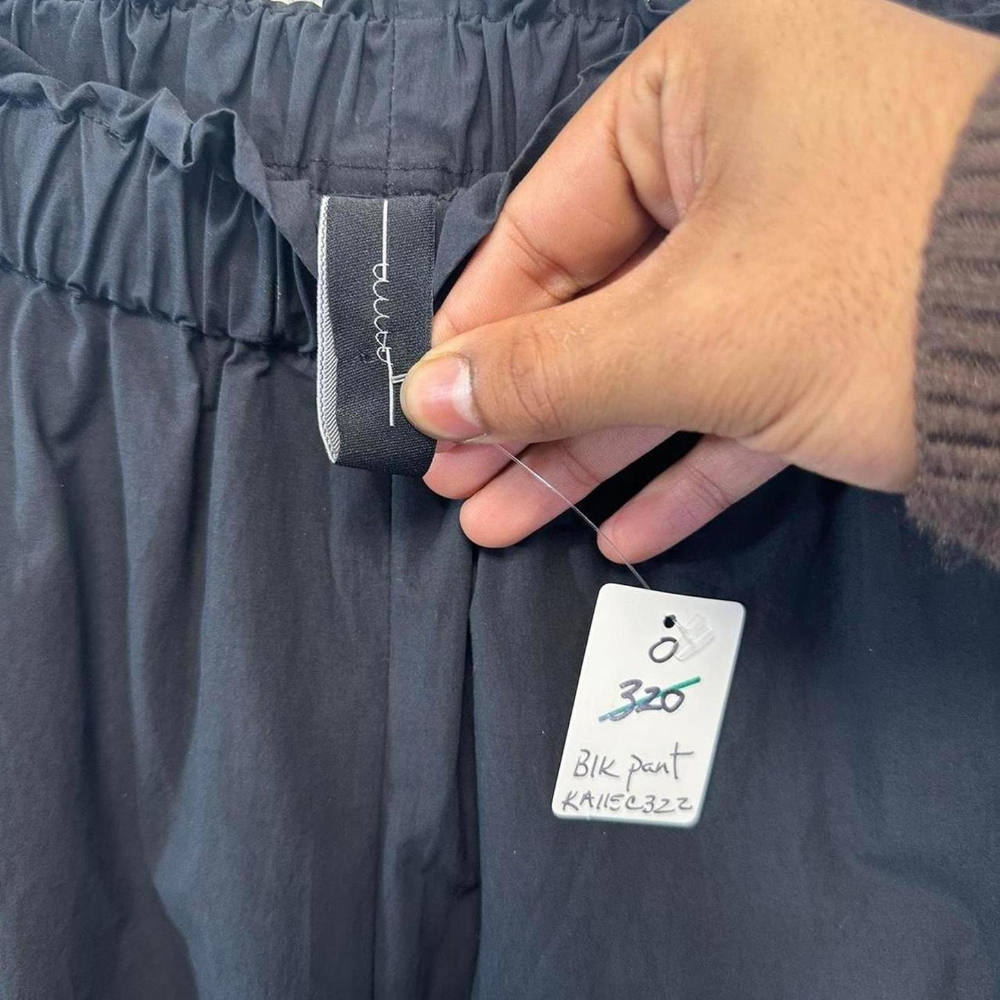 Designer Emma Black Wide Leg Elastic Waist Pants (0)