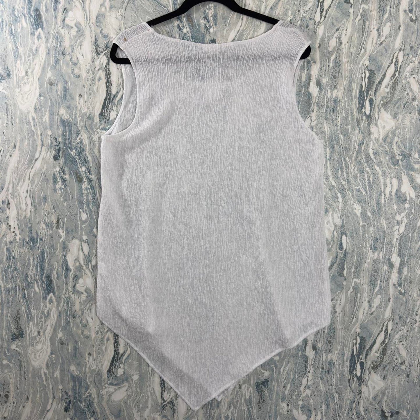 Designer Minimalist White Sleeveless Pointed Hem Tank Top (1)