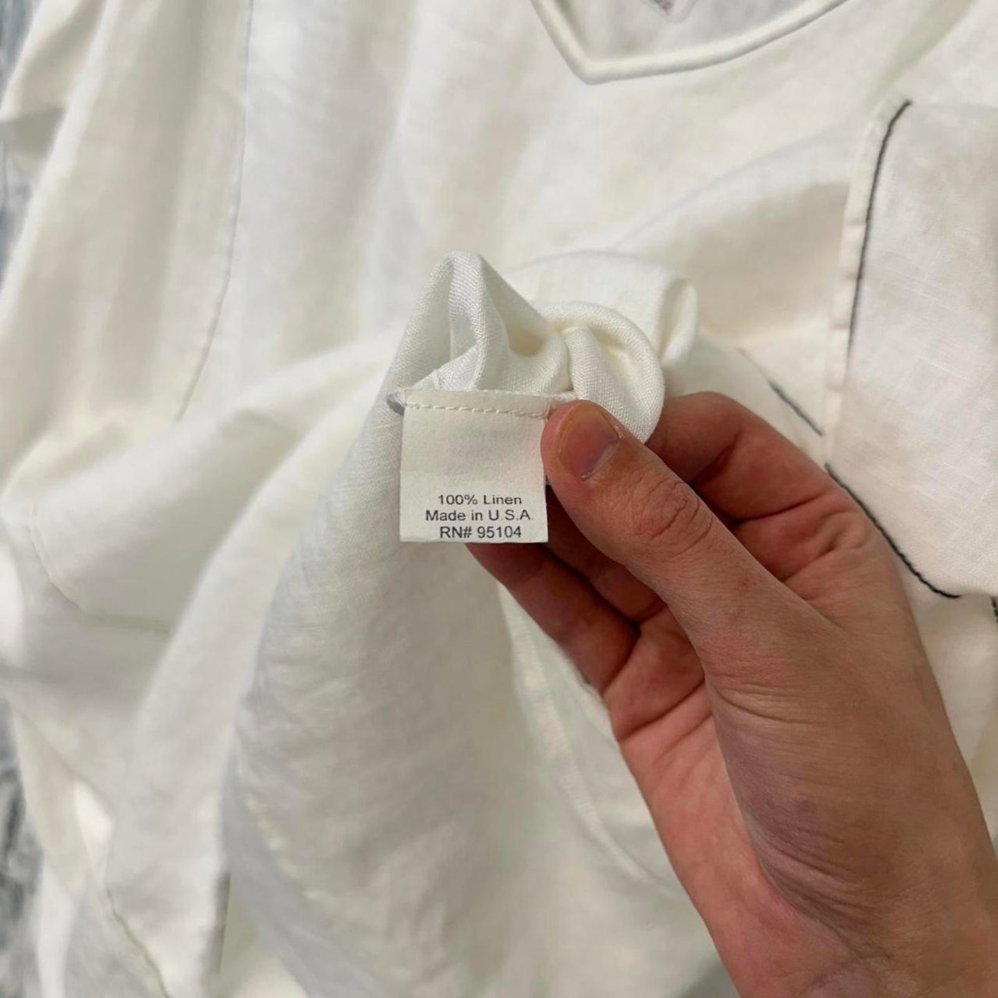 Bodil Minimalist White Linen Tunic (L)