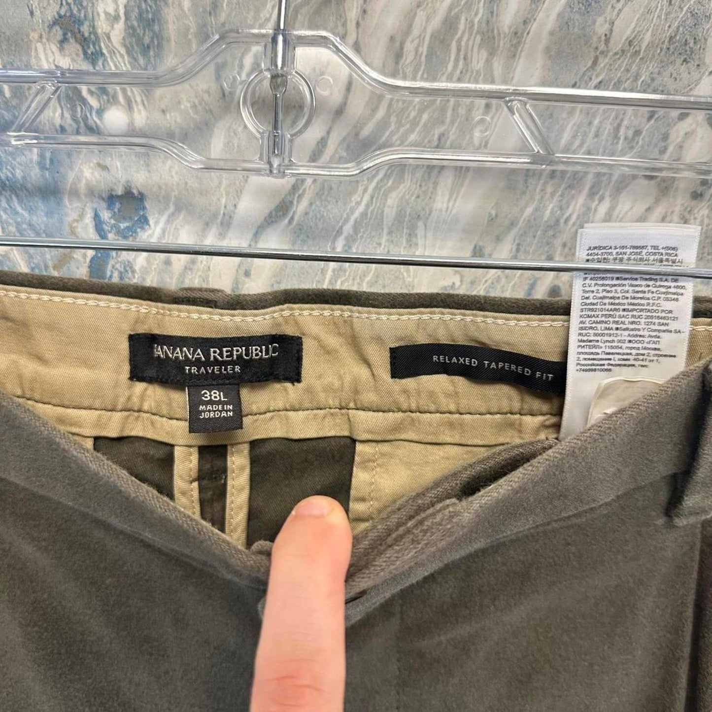Minimalist Banana Republic Green Khaki Trouser Pants (38)