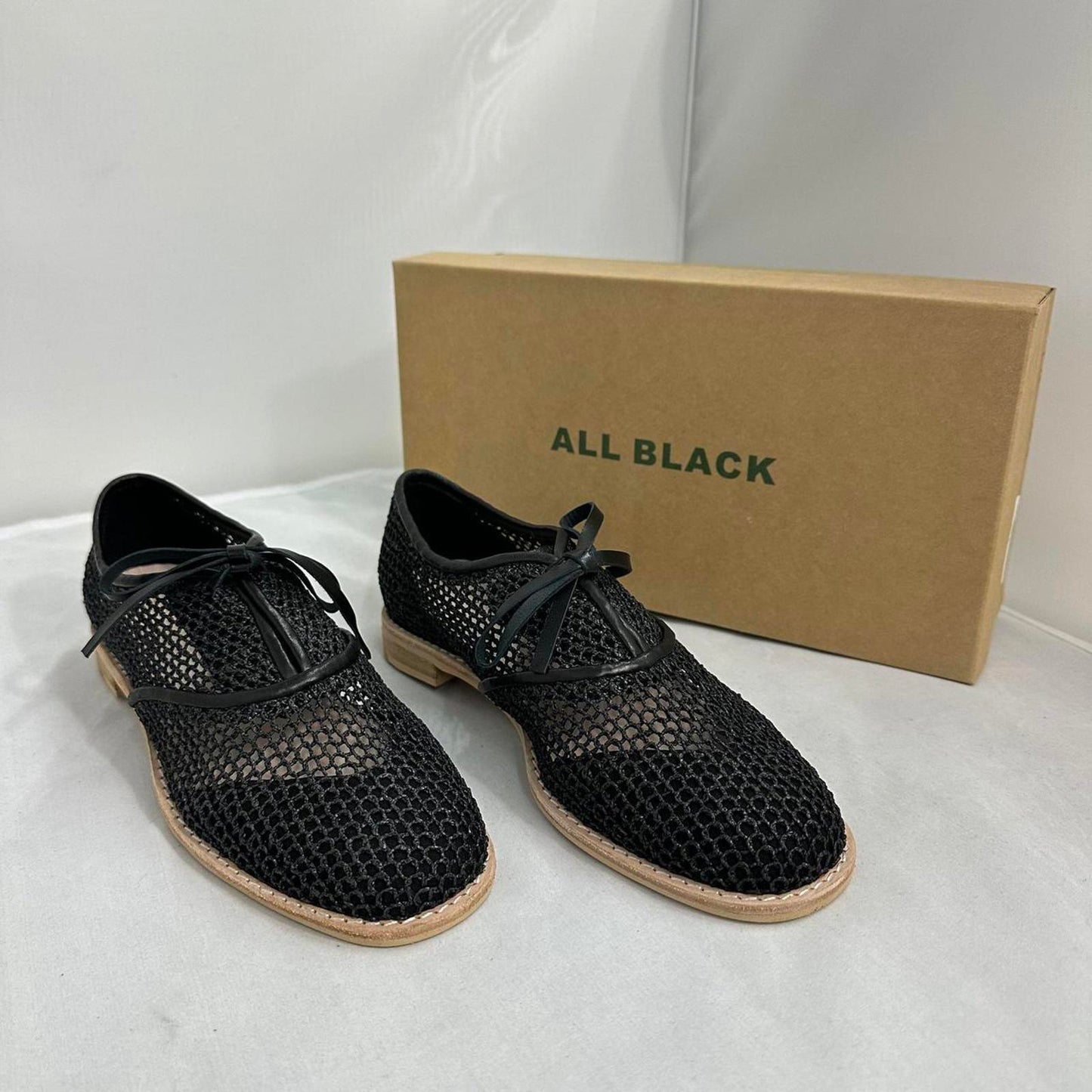 Black Mesh Lace-Up Oxfords (6)