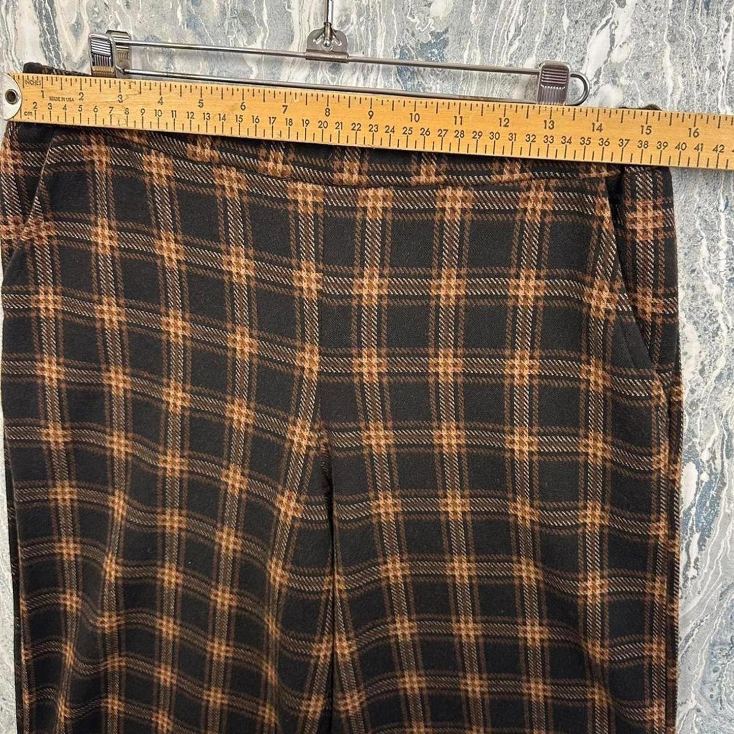 black and brown plaid pants (3)
