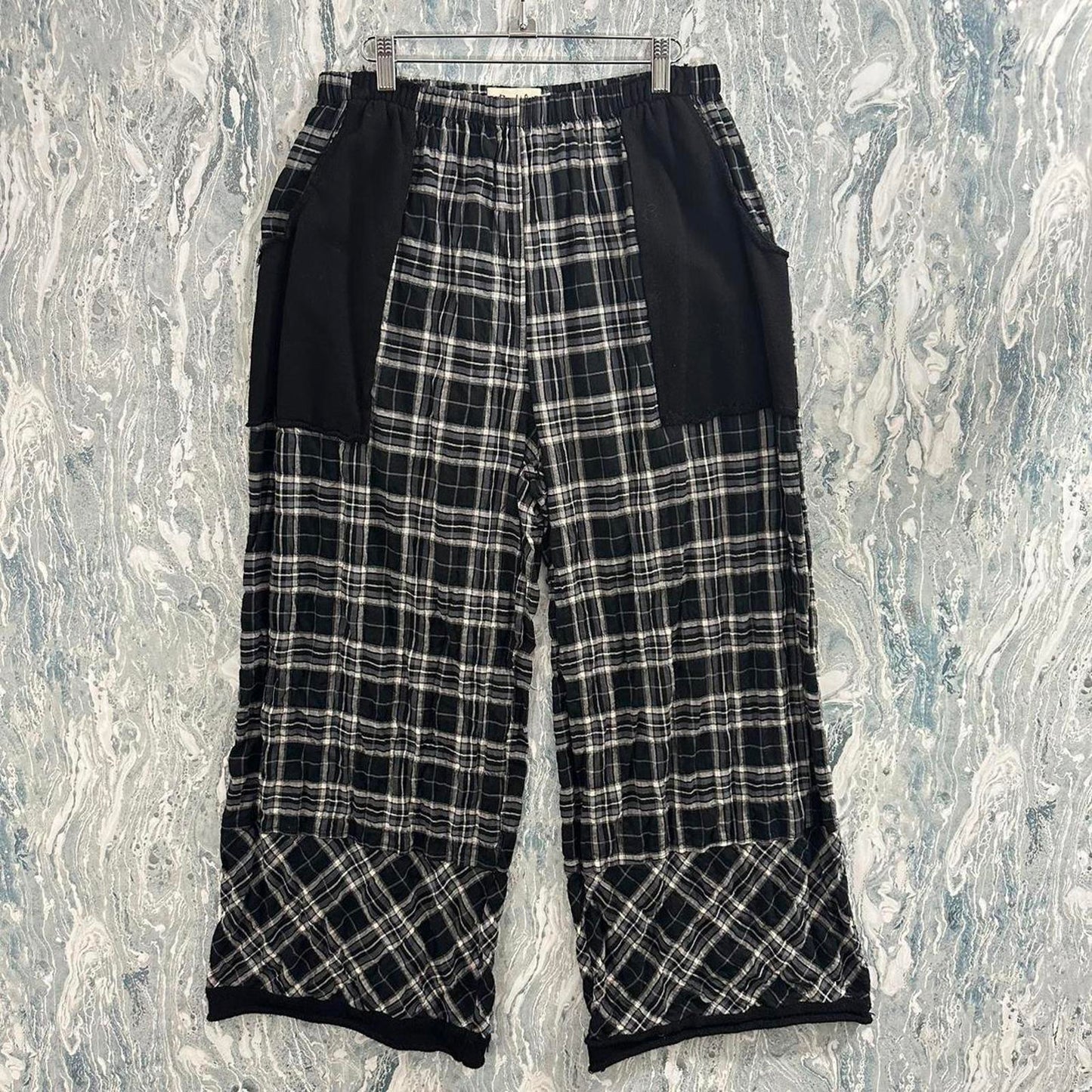Designer black & white plaid checkered parachute pants (L)