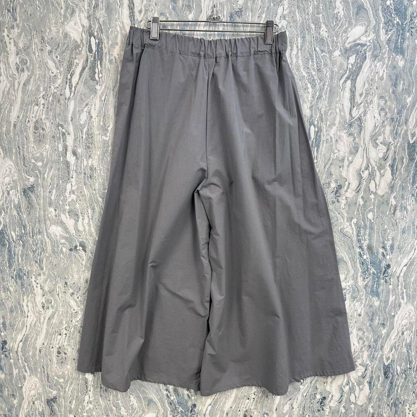 Emma Minimalism Contemporary Gray Wide Leg Pants (O)