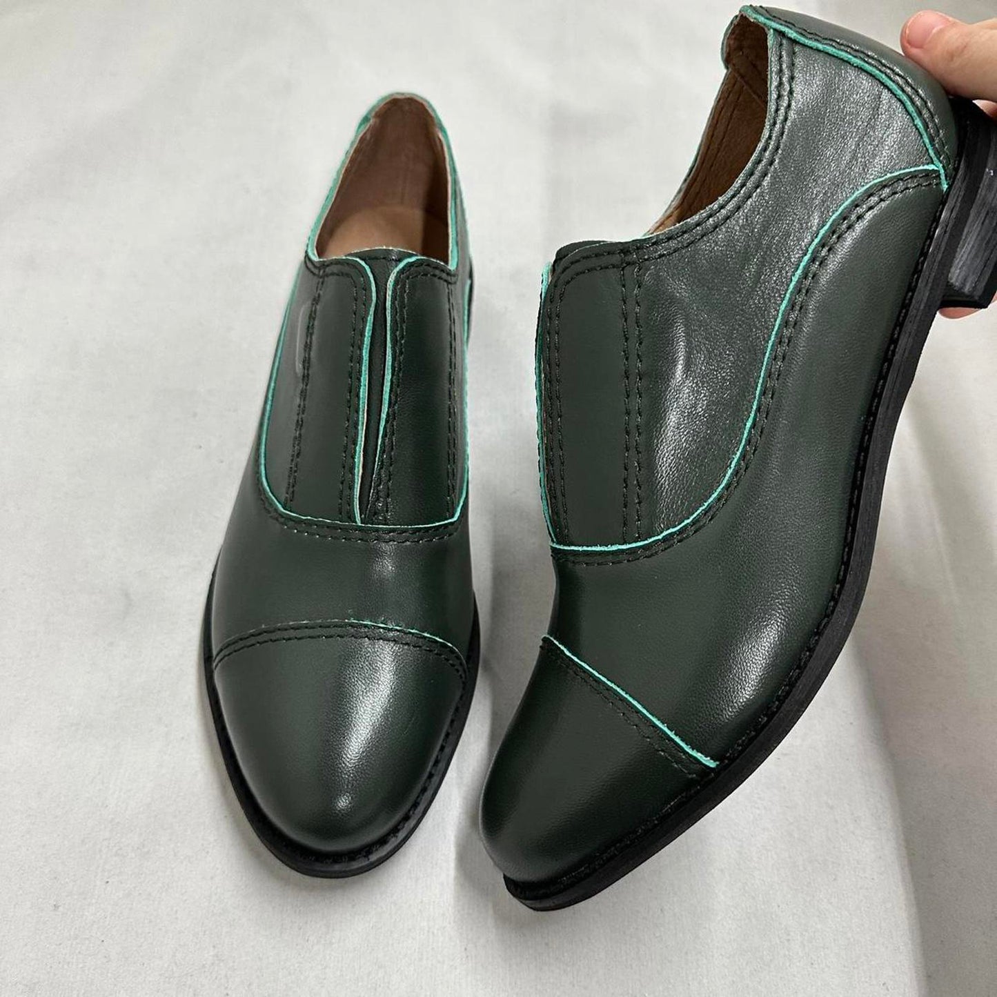 Designer Vintage Style Green Leather Shoes (38)