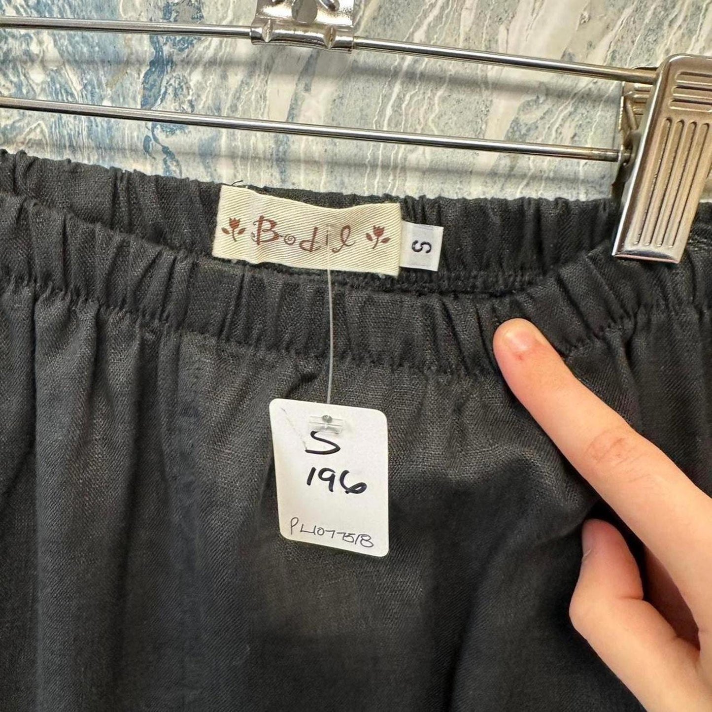 Minimalist basic black linen pants (S)