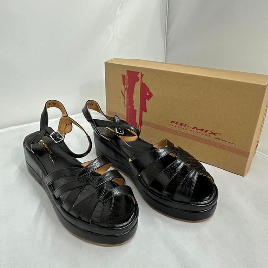 Vintage Black Strappy Platform Sandals (10)