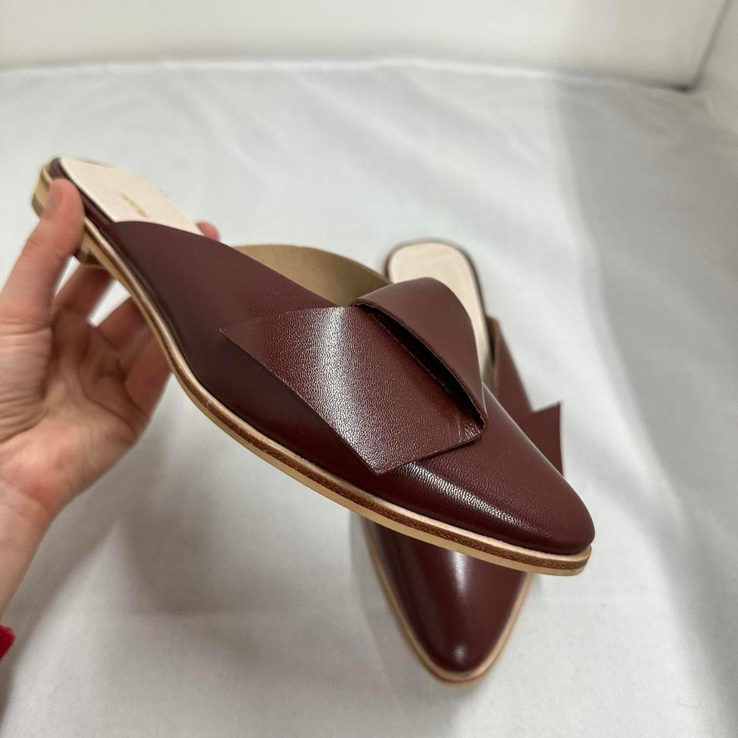 Contemporary Chic Wine Red Leather Half Bow Sandals (7.5)