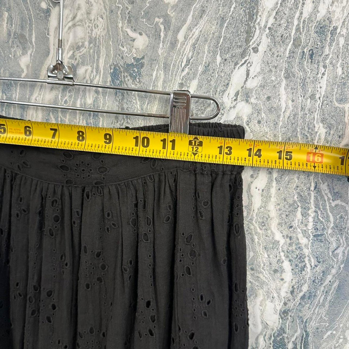 Indie black floral maxi skirt (S)