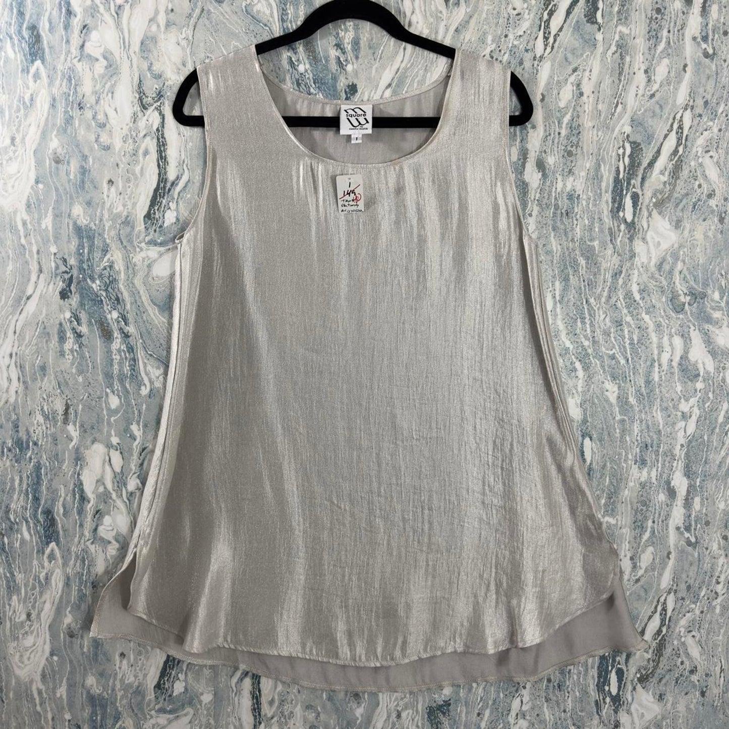 Designer Chic Silver Sleeveless Tank Top (1)