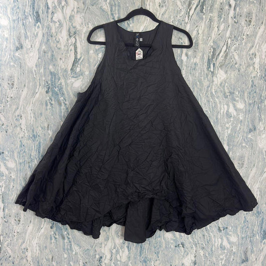Designer Flowy Black Sleeveless Dress (S/M)