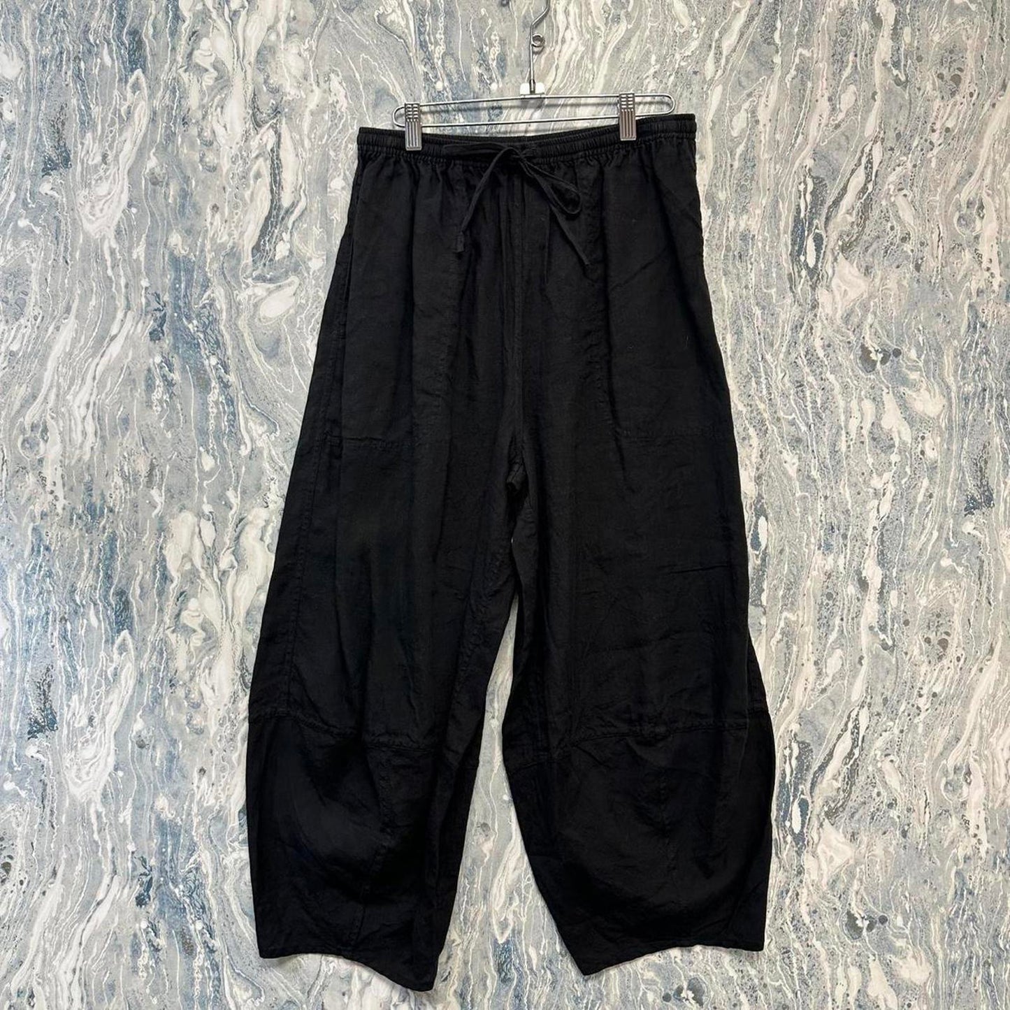 Minimalist black wide leg hobo pants (S/M)