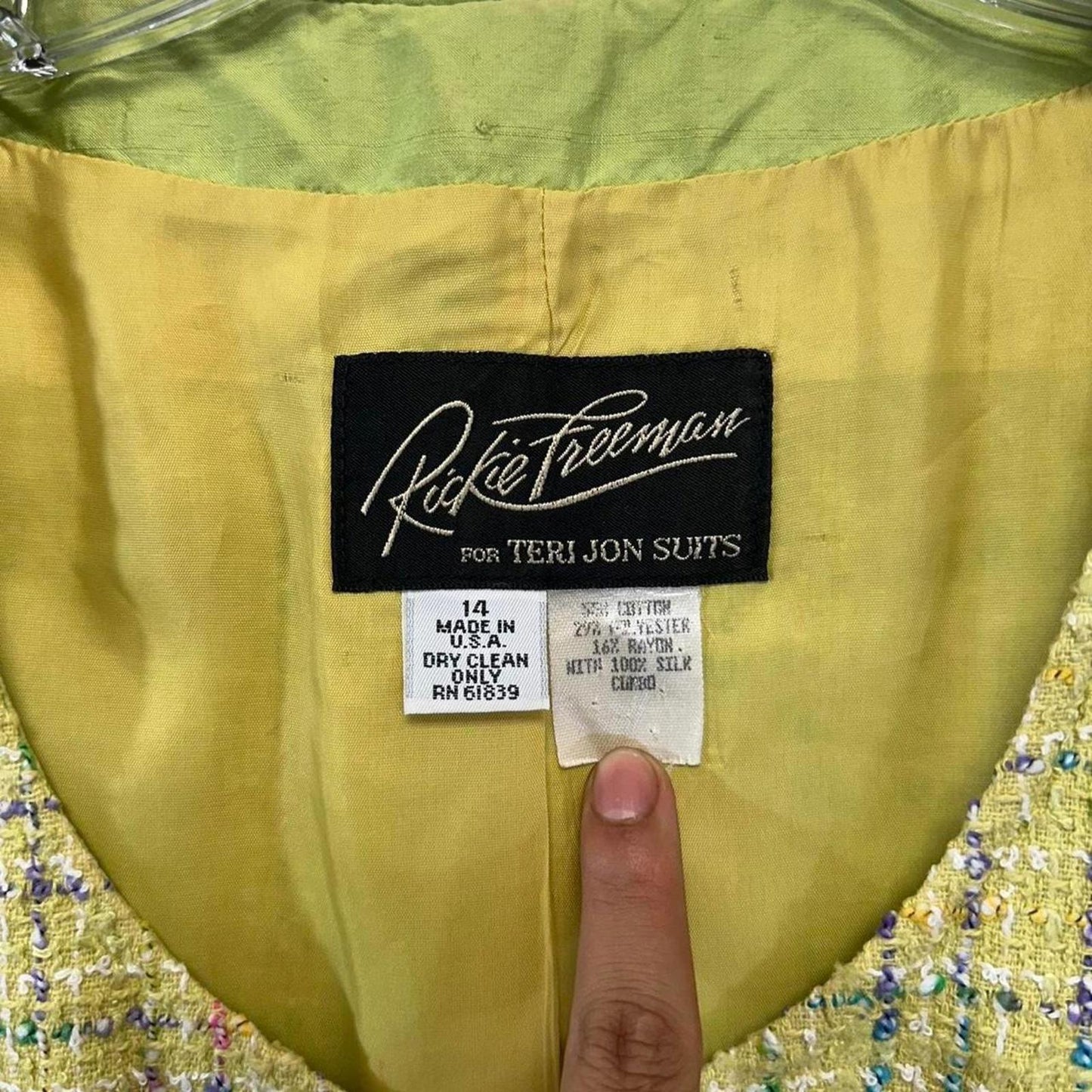 vintage pastel yellow twead trench suit with matching midiskirt (14)