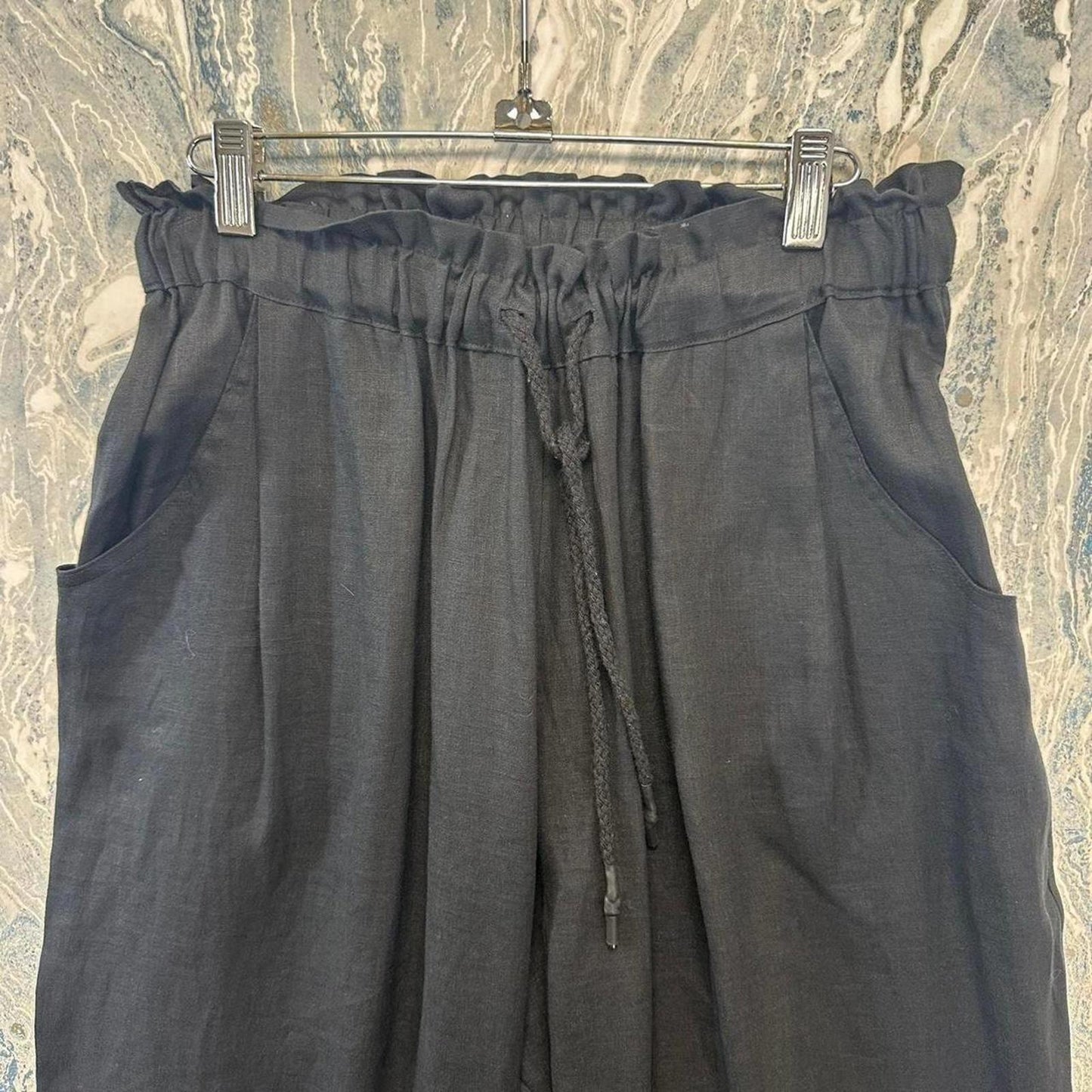 Minimalism Black Pants (2)