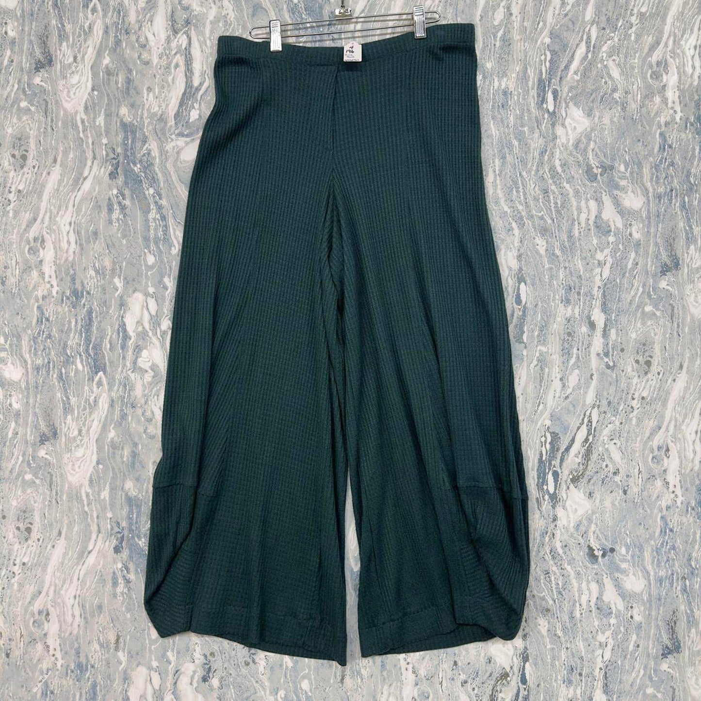 Dark Green Wide-Leg Ribbed Pants (4)