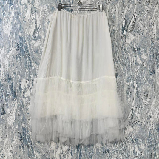 Bodil Boho White Tulle Skirt (L)