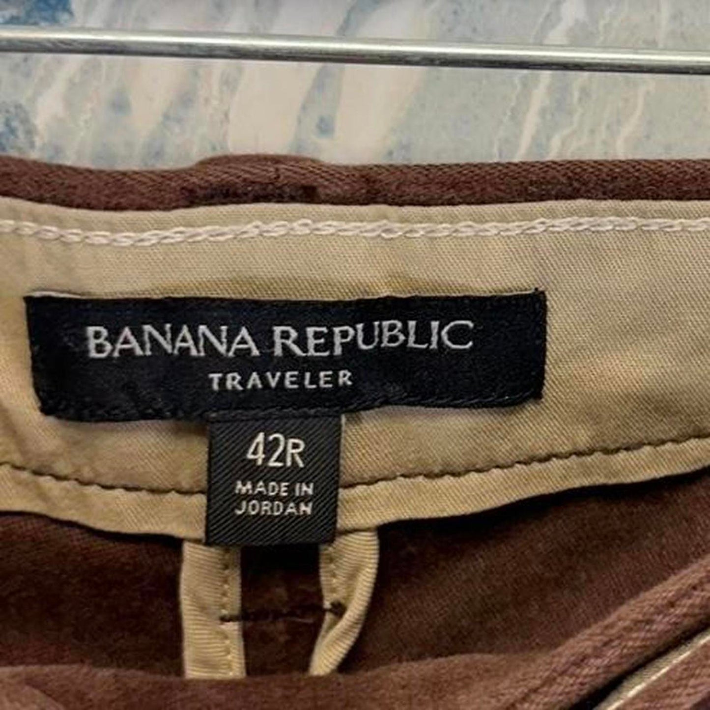 Minimalist Banana Republic Brown Khaki Trouser Pants (42)
