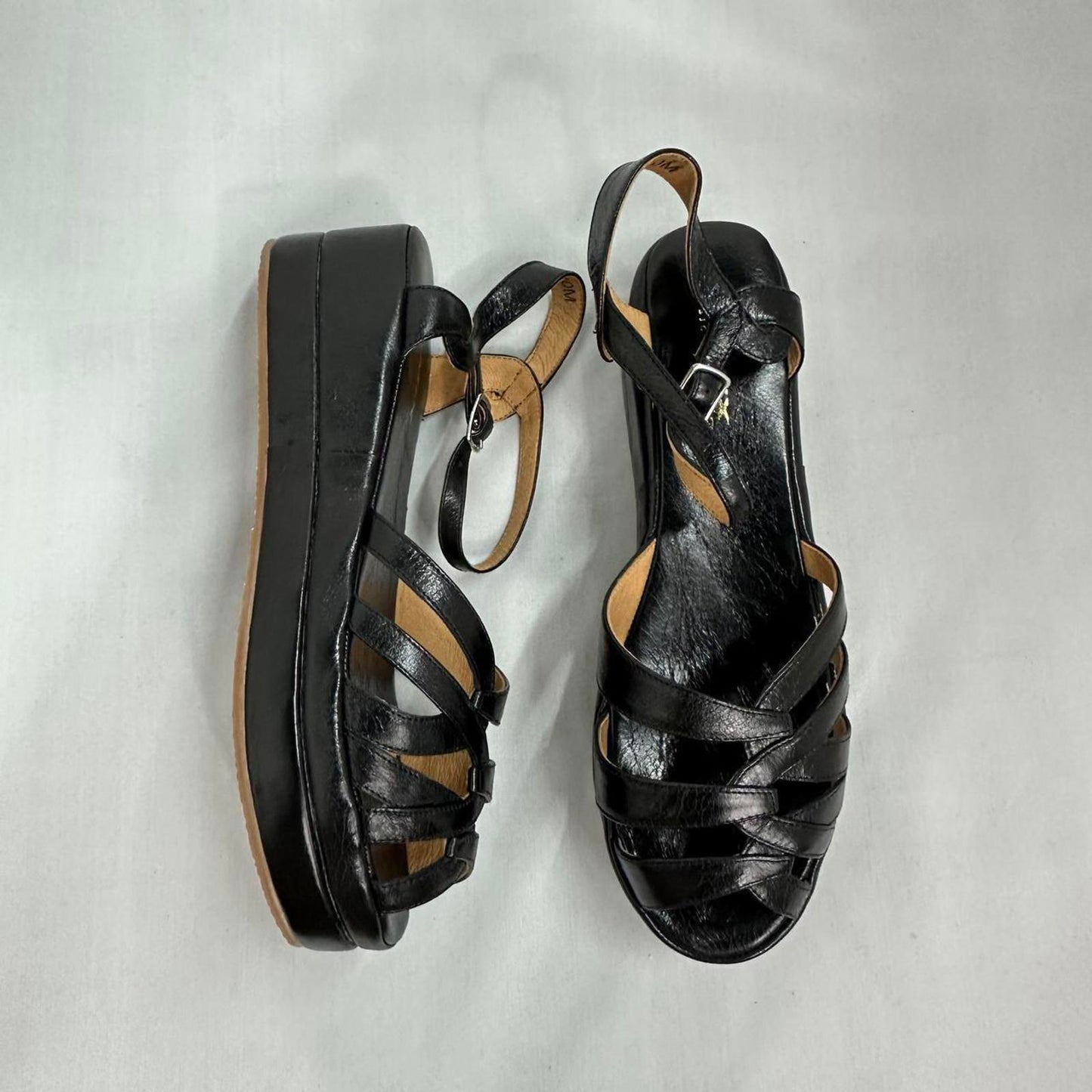 Vintage Black Strappy Platform Sandals (10)