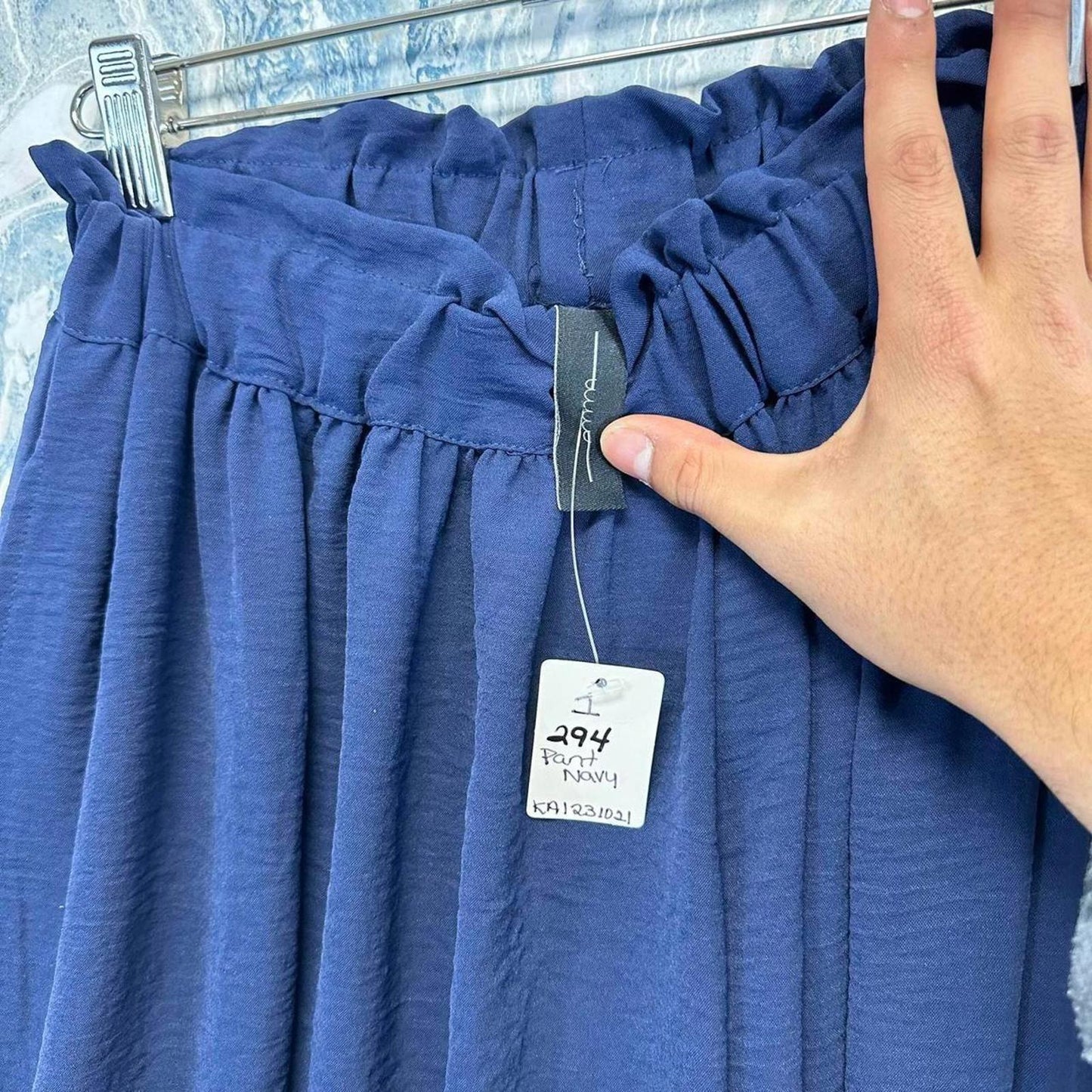 Wide-Leg Navy Culottes (1)