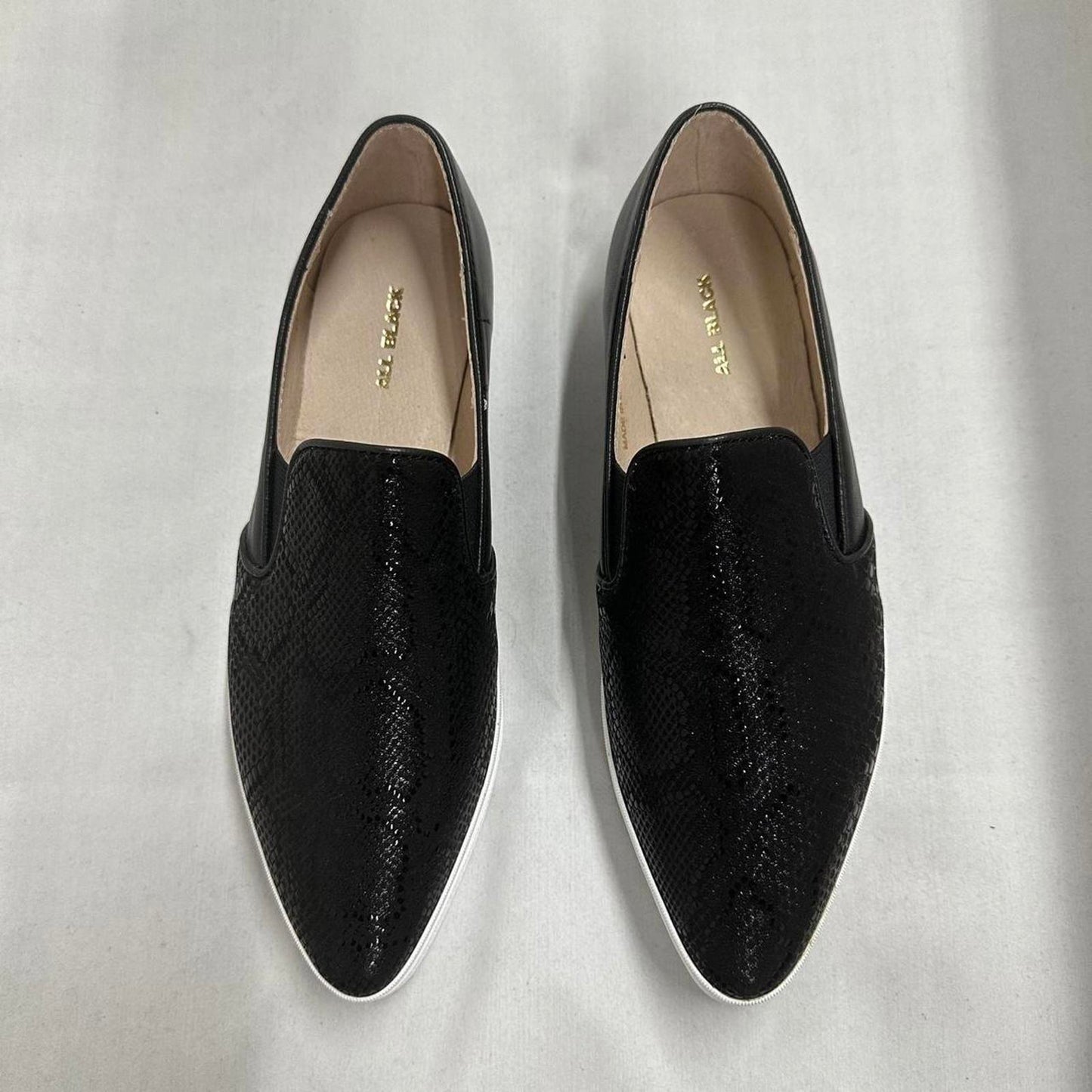 Sleek Black Textured Slip-On Shoes (37)