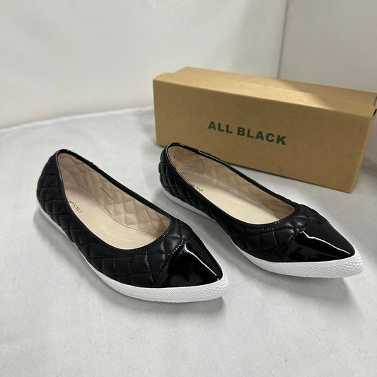 Sleek Black Quilted Sneakers (39)