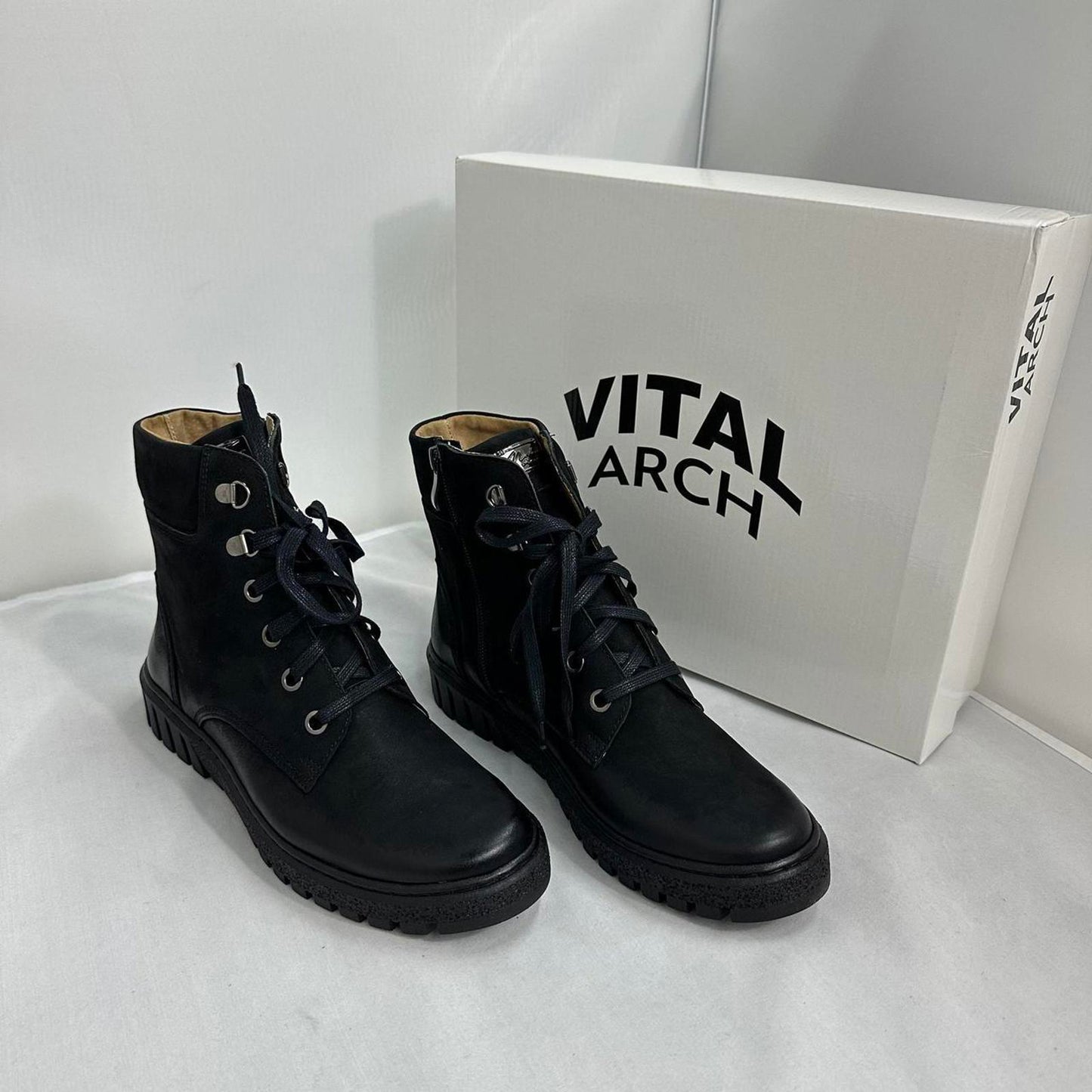 Vital Arch Black Leather Combat Boots (8.5)