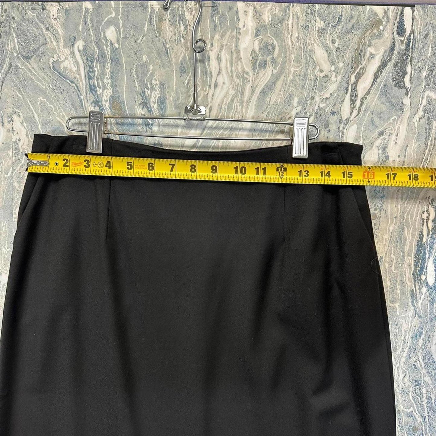 Black High-Waisted Maxi Skirt (L)