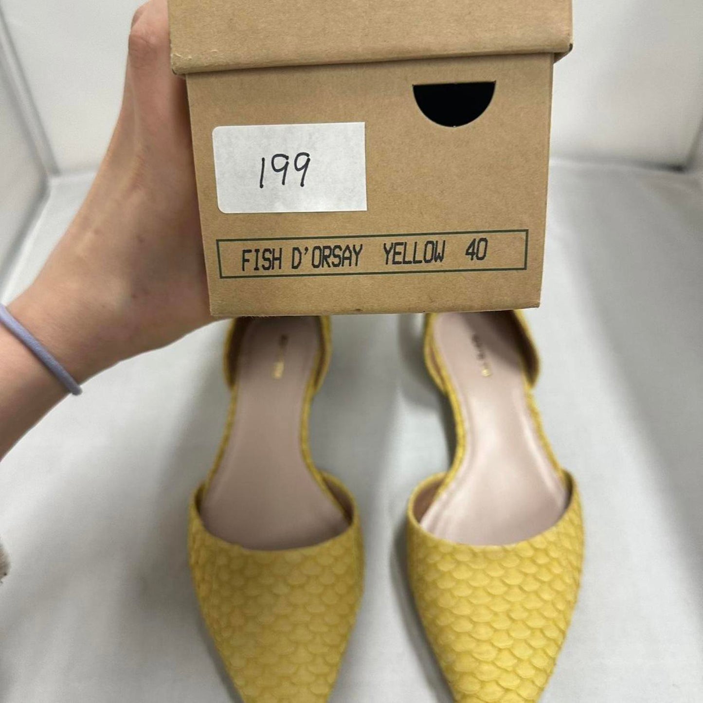 Designer Minimalist Yellow Fish Scale Flats (40)