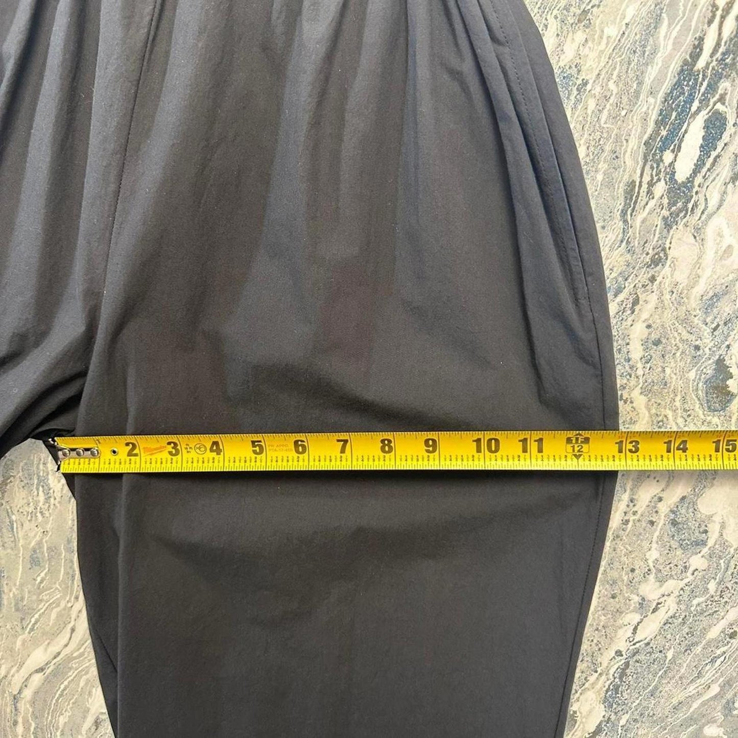 Minimalism Black Pants (1)