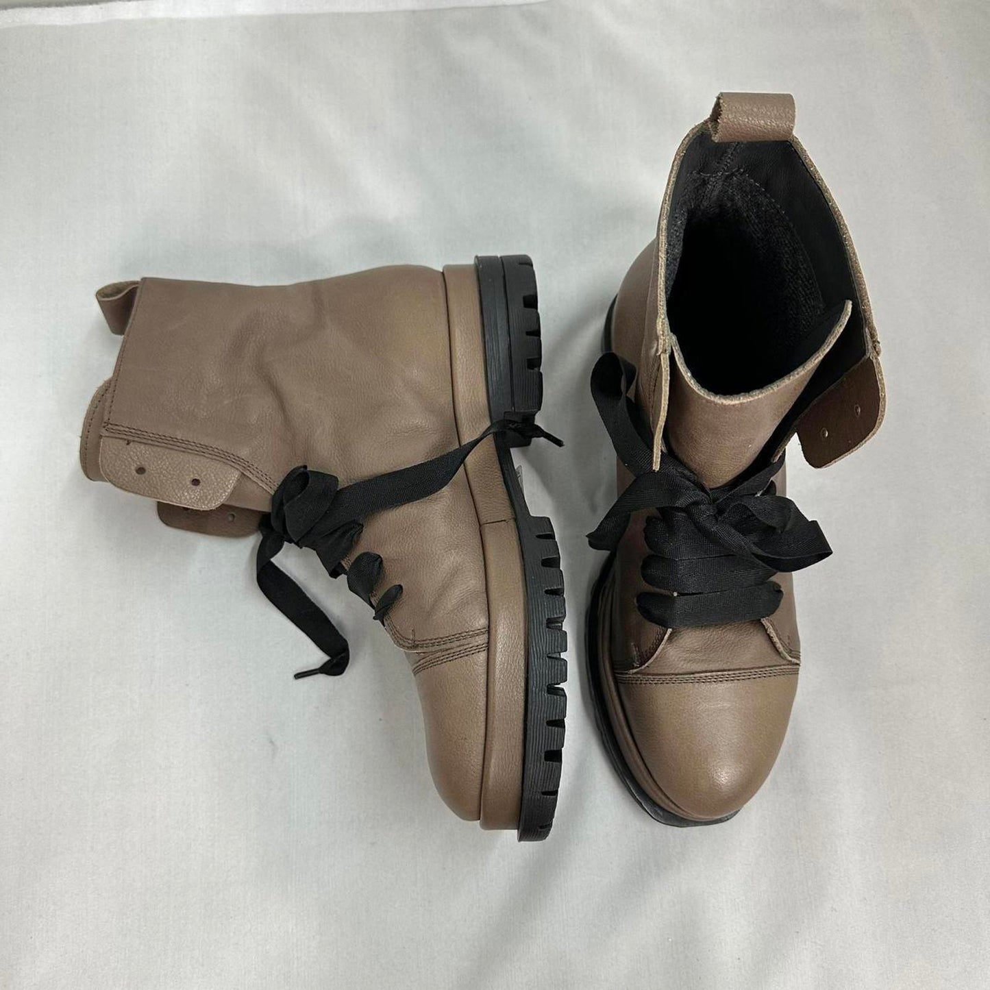 Tan Leather Lace-Up Combat Boots (7)