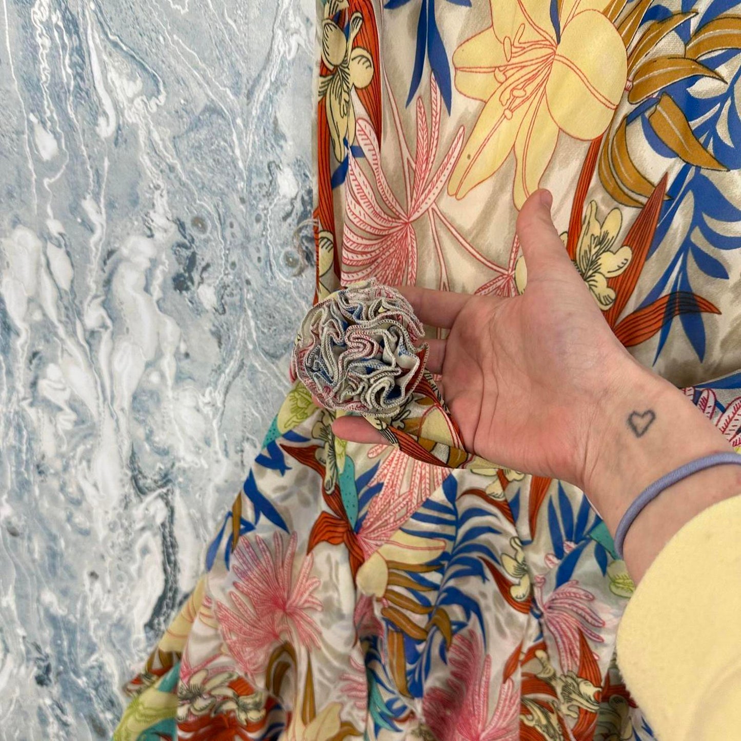 Vintage Floral Ruffle-Neck Sleeveless Dress (4)