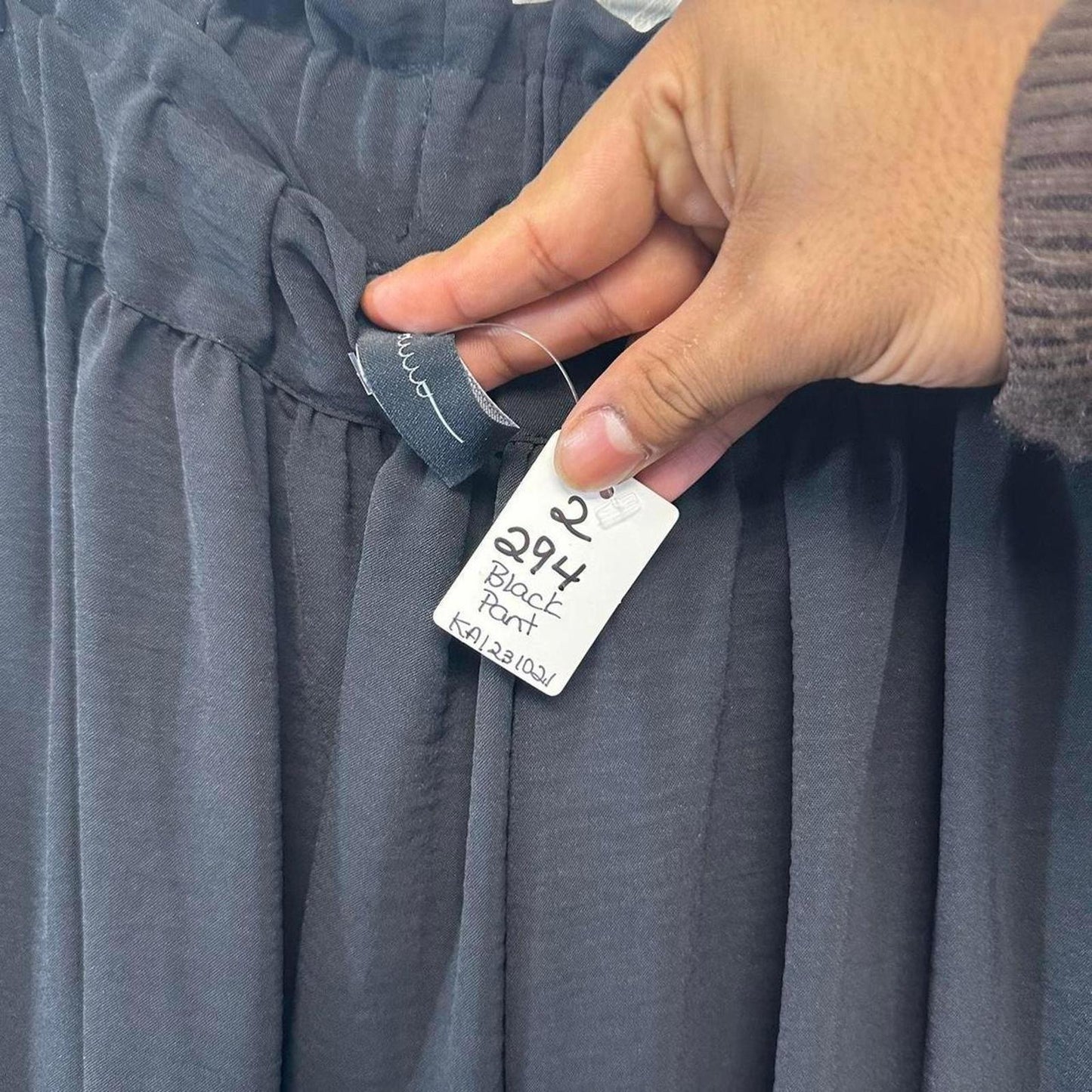 Minimalism Black Pants (2)